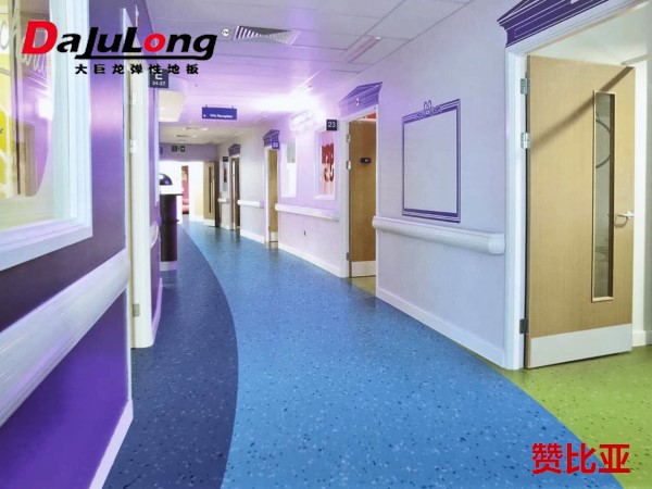 大巨龍贊比亞地板-無方向同質(zhì)透心地板